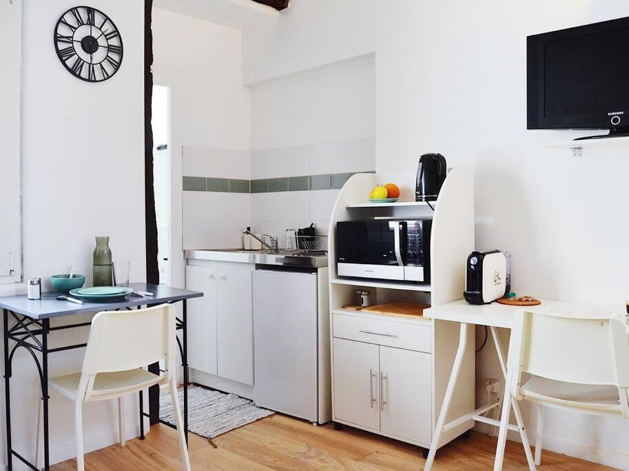 Superbe Studio Au Centre D'Orleans公寓 外观 照片
